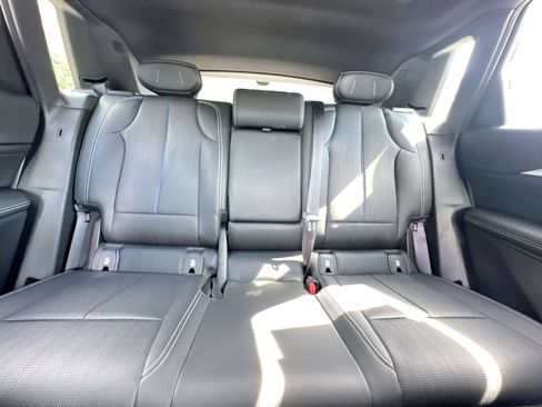 Used 2024 Cadillac Lyriq Sport RWD image 33