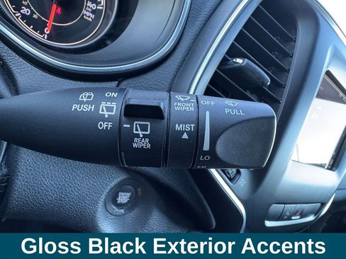 Used 2019 Jeep Cherokee Latitude Plus image 12