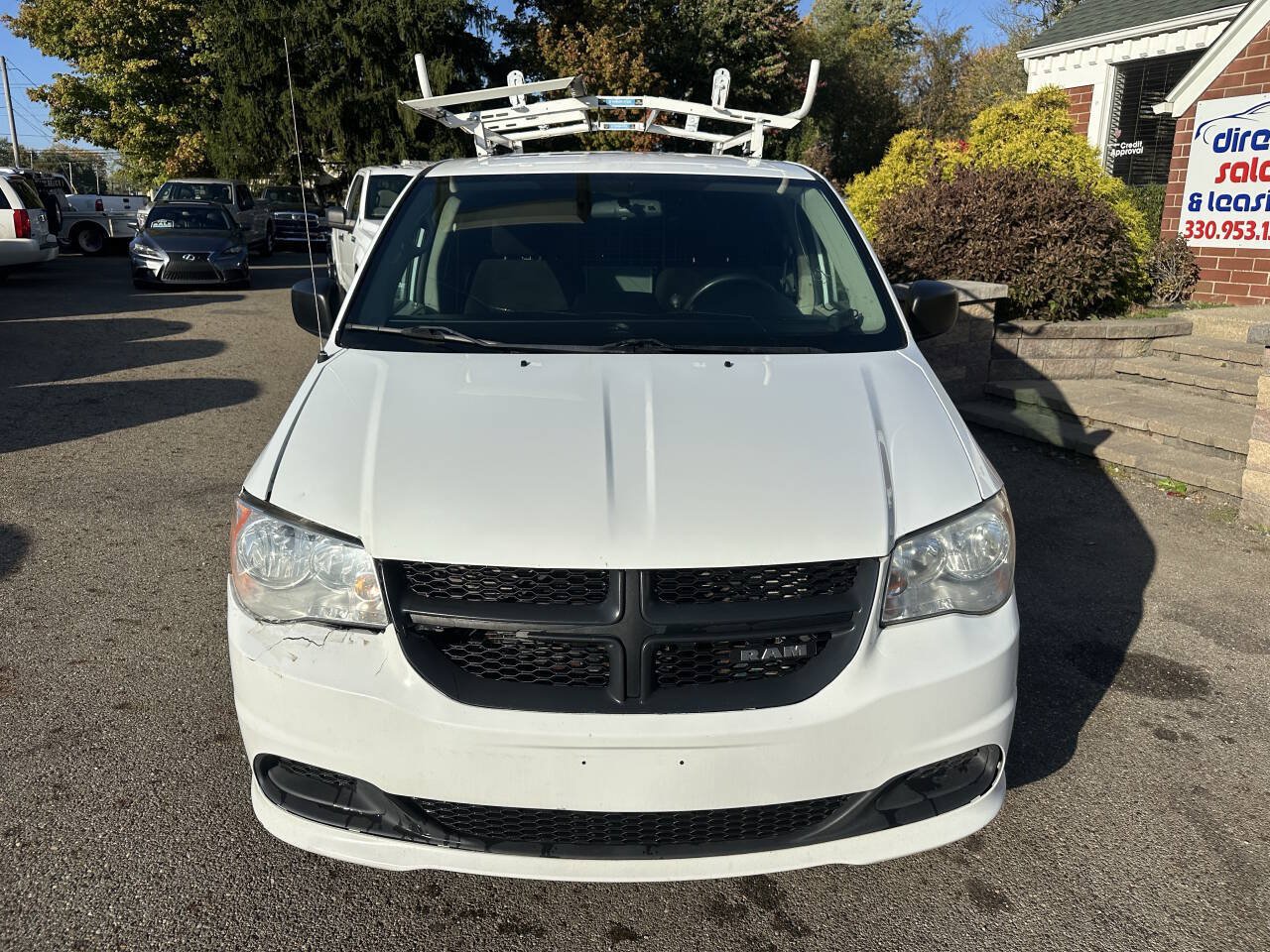 Used 2015 RAM C/V Tradesman FWD image 11