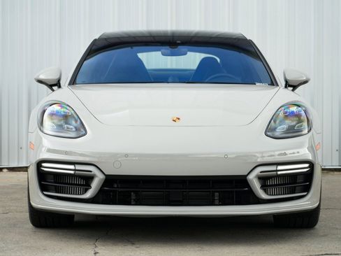 Used 2022 Porsche Panamera 4S w/ Premium Package image 7