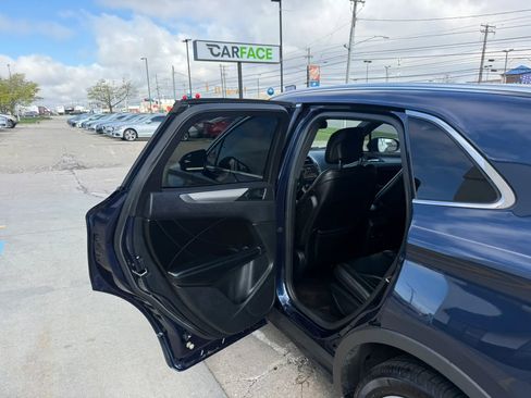 Used 2017 Lincoln MKC Premiere image 21