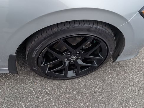 Used 2025 Honda Civic Sport image 9