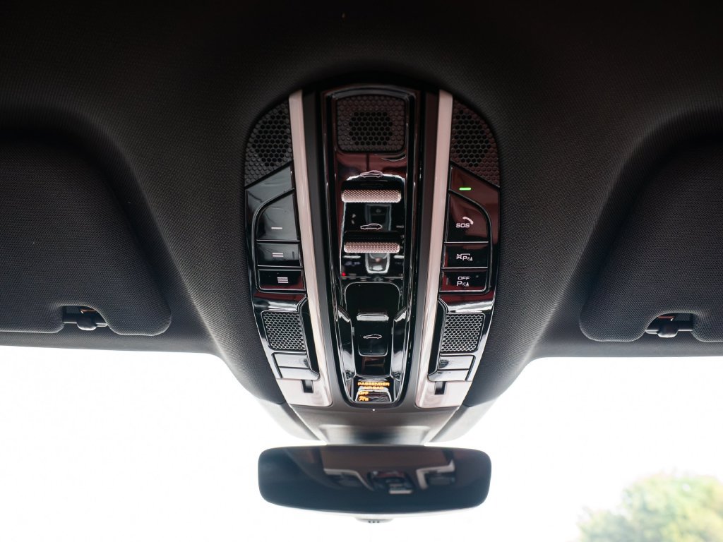 Certified 2023 Porsche Panamera 4S AWD/4WD image 19
