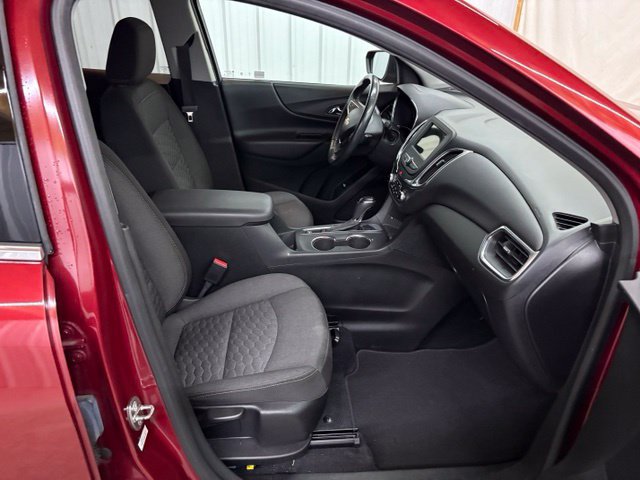 Used 2019 Chevrolet Equinox LT FWD image 24