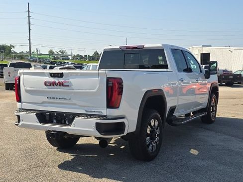 Used 2025 GMC Sierra 2500 Denali AWD/4WD image 5