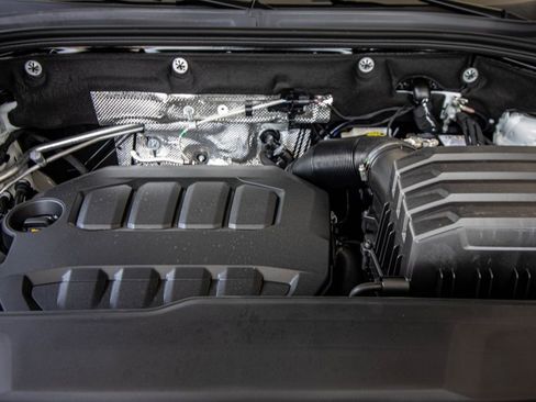 New 2026 Volkswagen Atlas Cross Sport SE FWD image 11