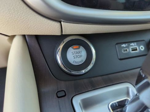 Certified 2020 Nissan Murano Platinum FWD image 43