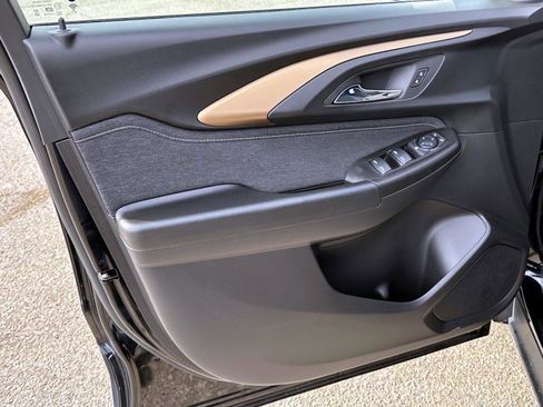 Certified 2023 Chevrolet TrailBlazer ACTIV w/ Convenience Package image 15