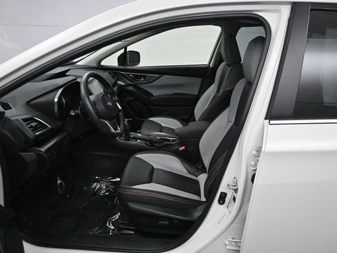 Used 2023 Subaru Crosstrek 2.5i Limited AWD/4WD image 9
