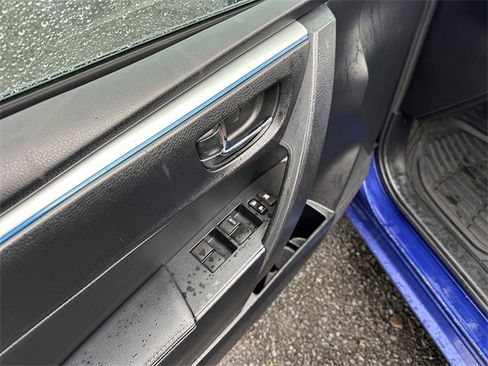Used 2014 Toyota Corolla S image 13