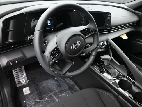 New 2026 Hyundai Elantra SEL Sport Premium FWD image 16