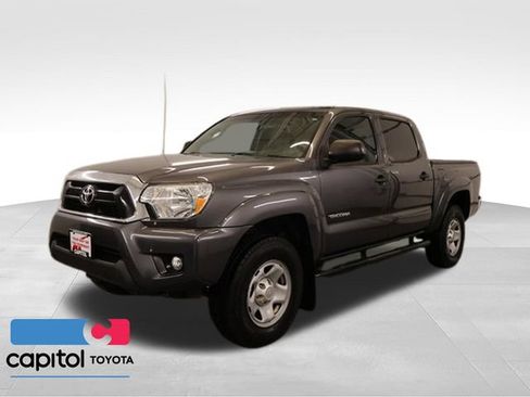Used 2014 Toyota Tacoma PreRunner RWD image 1