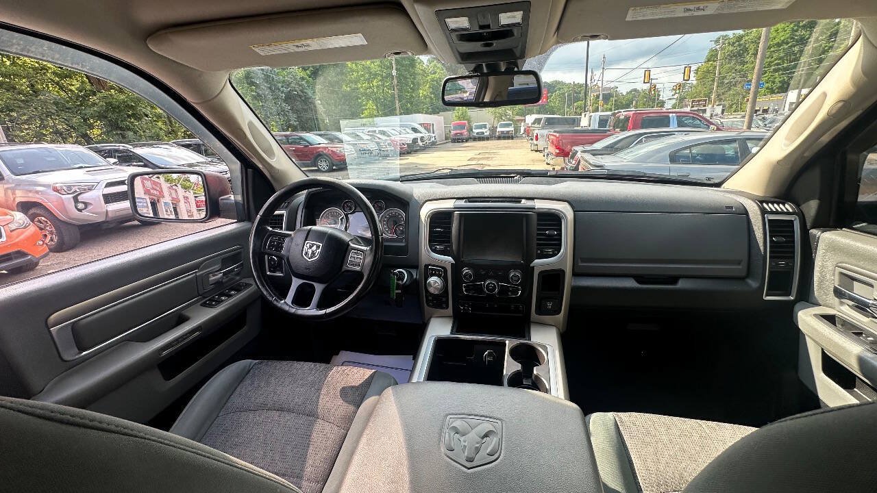 Used 2015 RAM 1500 Big Horn AWD/4WD image 9