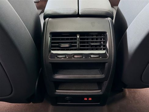 New 2026 BMW X5 xDrive40i w/ M Sport Package image 28