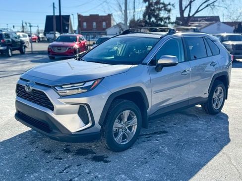 Used 2024 Toyota RAV4 XLE w/ Convenience Package image 3