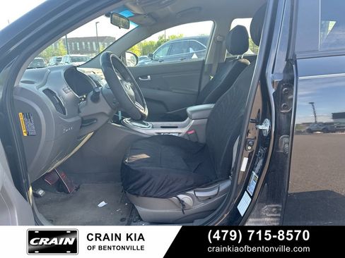 Used 2016 Kia Sportage LX image 9