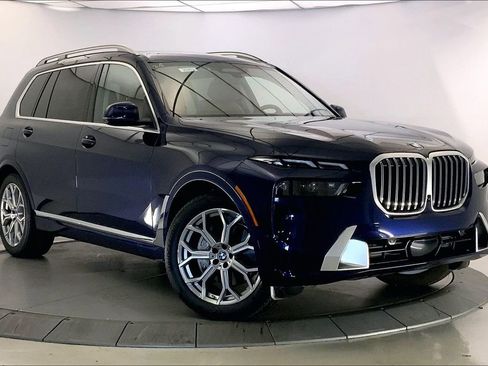 Certified 2026 BMW X7 xDrive40i AWD/4WD image 1