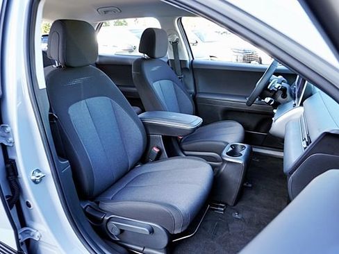 Used 2024 Hyundai Ioniq 5 SEL RWD image 12