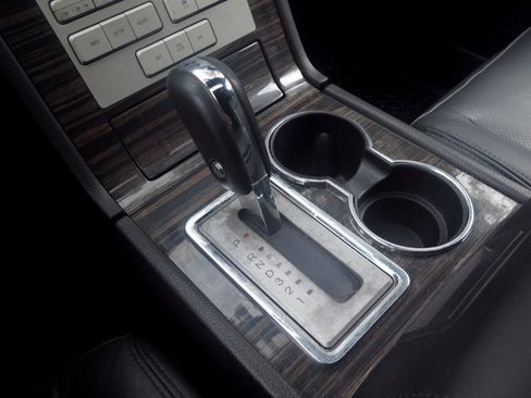 Used 2008 Lincoln Navigator 4WD image 10