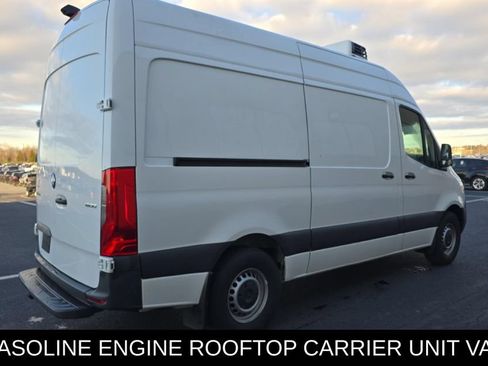 Used 2023 Mercedes-Benz Sprinter 1500 image 4