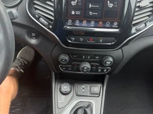 Used 2021 Jeep Cherokee Limited AWD/4WD image 31