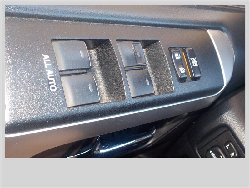 Used 2019 Toyota 4Runner Limited AWD/4WD image 22