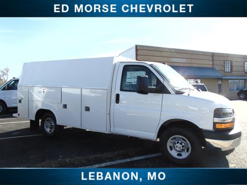 New 2025 Chevrolet Express 3500 w/ Power Convenience Package image 5