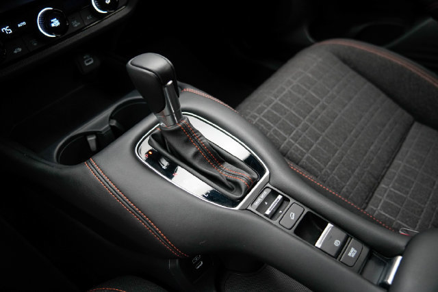 Certified 2025 Honda HR-V Sport image 19