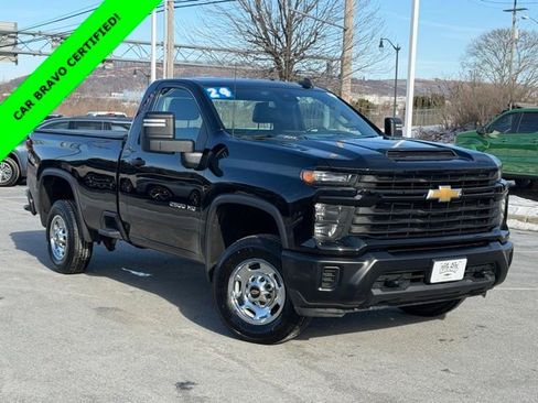 Used 2024 Chevrolet Silverado 2500 W/T image 1