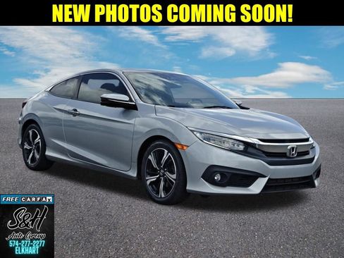 Used 2016 Honda Civic Touring image 1
