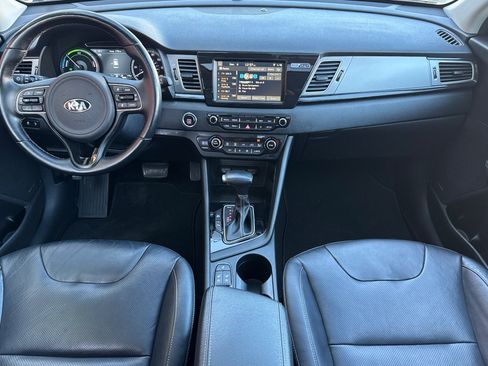 Used 2019 Kia Niro EX Premium w/ Sunroof Package image 4