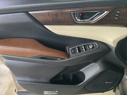 Used 2021 Subaru Ascent Touring w/ Popular Package #2A image 9