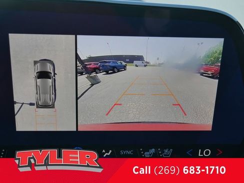 New 2026 Chevrolet Traverse RS w/ LPO, Floor Liner Package AWD/4WD image 57