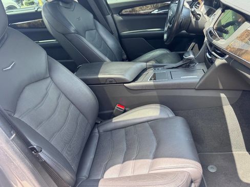 Used 2018 Cadillac CT6 Luxury RWD image 16