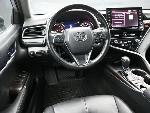 Used 2023 Toyota Camry XSE FWD image 17