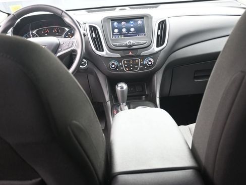 Used 2021 Chevrolet Equinox LT AWD/4WD image 14