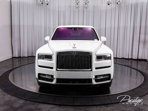 Used 2022 Rolls-Royce Cullinan AWD/4WD image 4