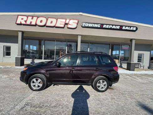 Used 2013 Subaru Forester 2.5X w/ Alloy Wheel Pkg image 2