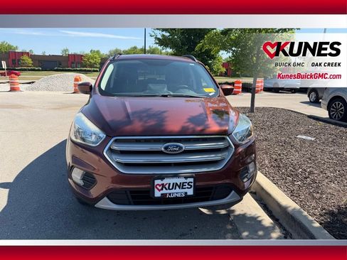 Used 2018 Ford Escape SE AWD/4WD image 3