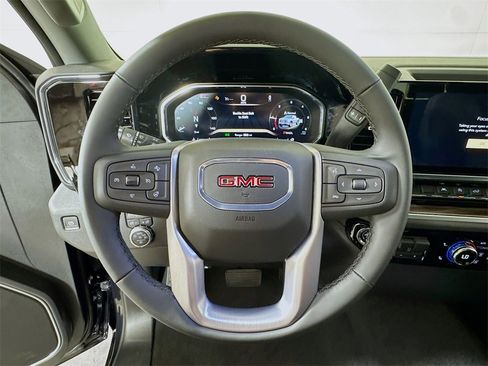 New 2026 GMC Sierra 1500 Elevation image 6
