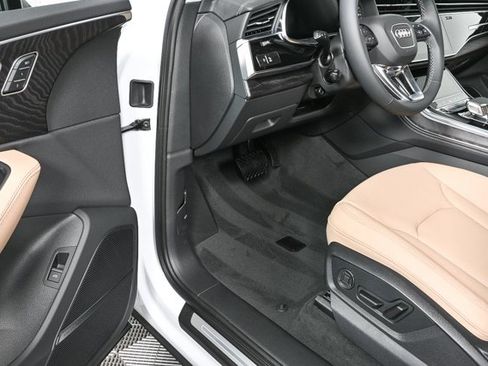New 2025 Audi Q7 3.0T Premium Plus image 8