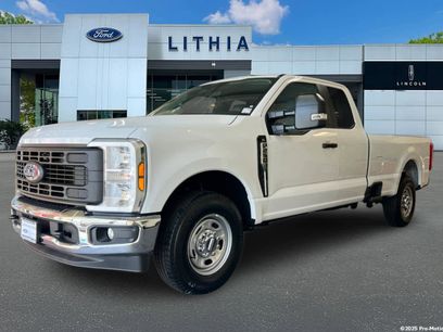 New 2025 Ford F250 XL w/ XL Chrome Package