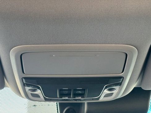 Used 2023 Honda Ridgeline RTL-E image 23