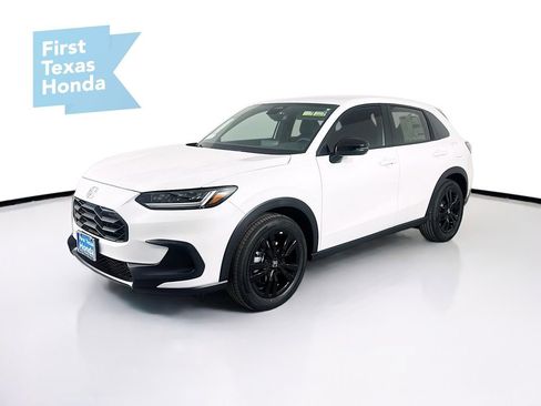 New 2026 Honda HR-V Sport image 3