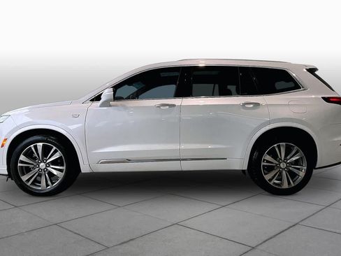 Used 2021 Cadillac XT6 Premium Luxury FWD image 32