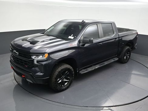 Used 2024 Chevrolet Silverado 1500 LT Trail Boss image 15