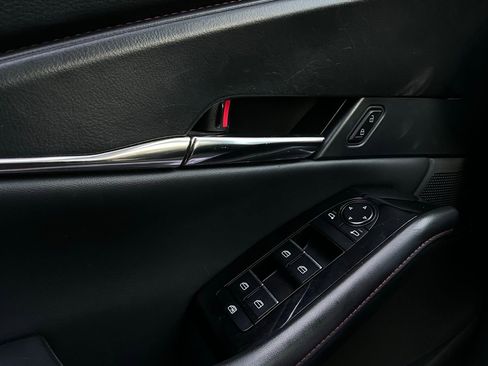 Used 2025 MAZDA CX-30 AWD 2.5 S w/ Preferred Package image 22