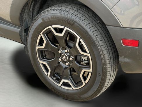 Used 2025 Ford Bronco Sport Outer Banks w/ Outer Banks Tech Package+ AWD/4WD image 9