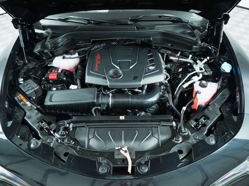 New 2025 Alfa Romeo Stelvio Sprint image 57