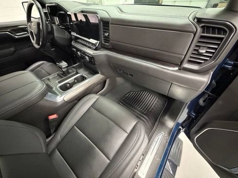 Certified 2023 Chevrolet Silverado 1500 LTZ w/ LTZ Convenience Package II AWD/4WD image 28